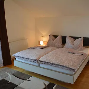  Apartment Haus Letzte Rose